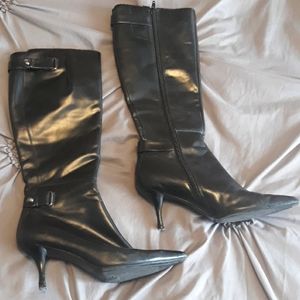 ➡️3/15⬅️Nine west excellent condition black boots